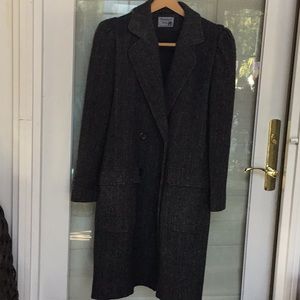 Women’s black tweed wool coat. Size is 7/8.